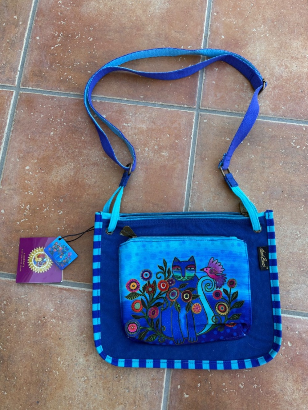 NWT Laurel Burch™ Cerulean Cat Crossbody Bag - Picture 3 of 7